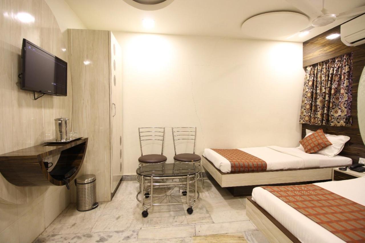 Hotel Ocean Residencia Bombay Exterior foto