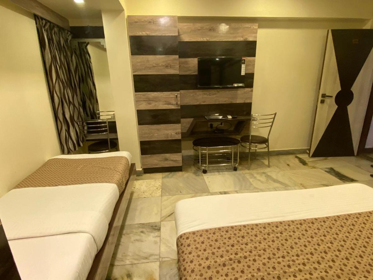 Hotel Ocean Residencia Bombay Exterior foto