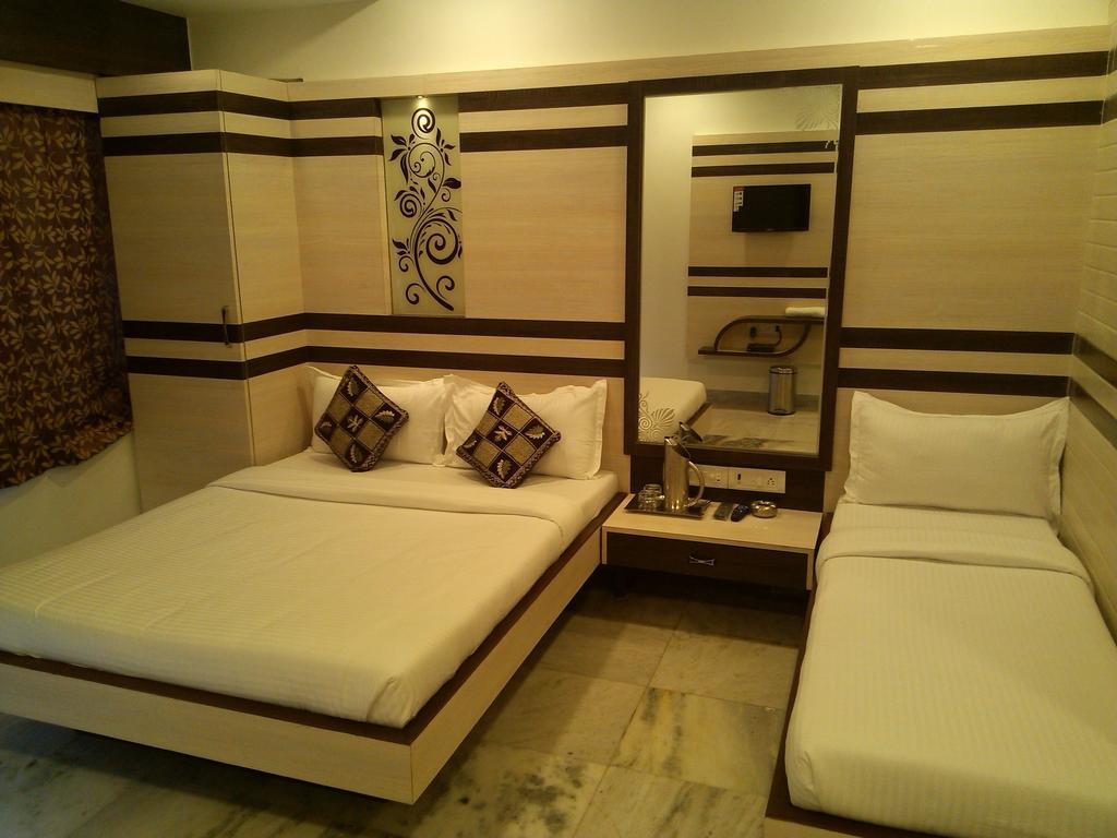 Hotel Ocean Residencia Bombay Habitación foto