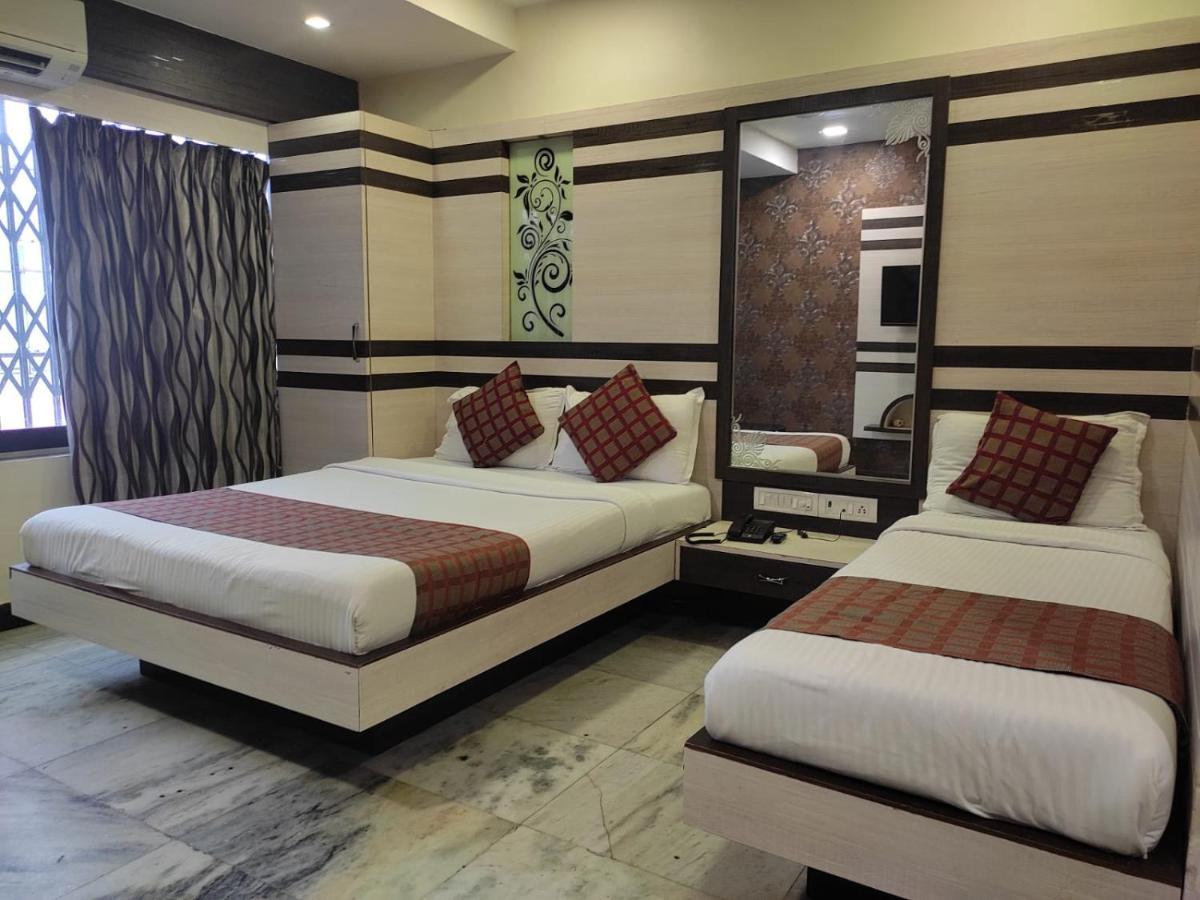 Hotel Ocean Residencia Bombay Exterior foto
