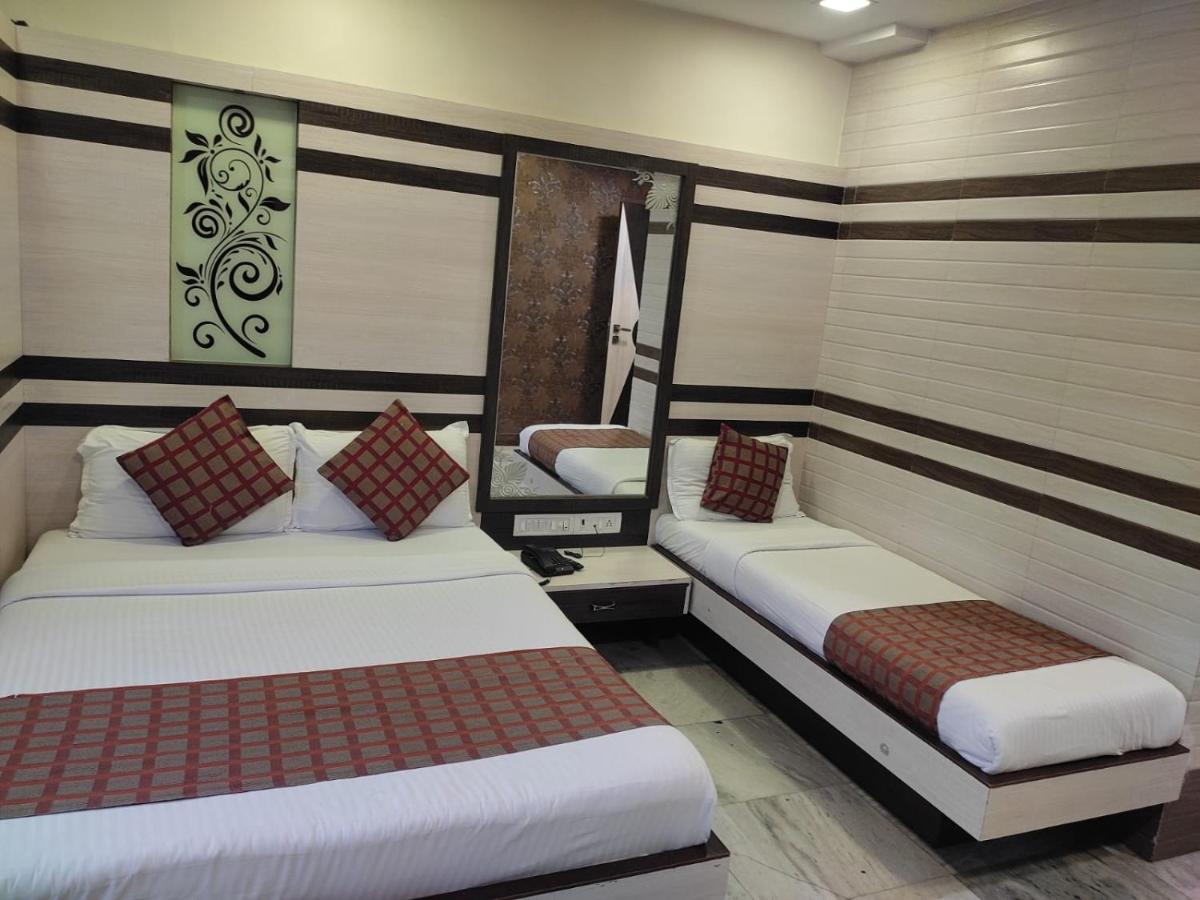 Hotel Ocean Residencia Bombay Exterior foto
