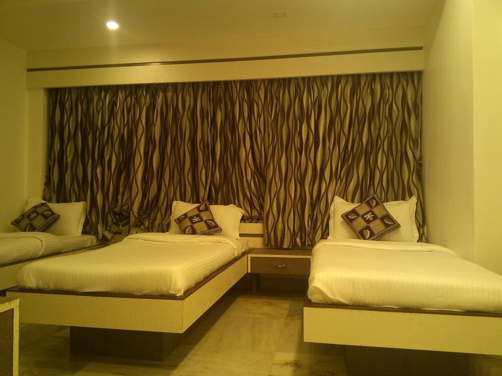 Hotel Ocean Residencia Bombay Habitación foto
