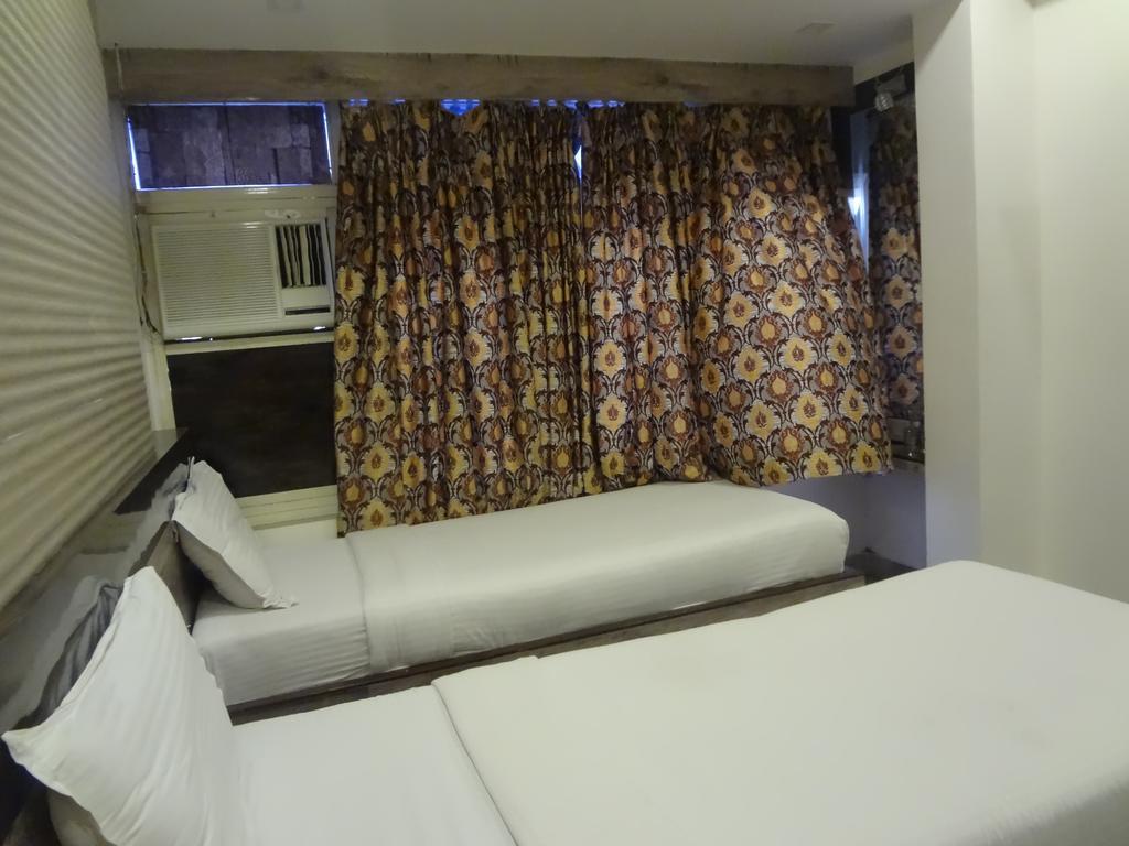 Hotel Ocean Residencia Bombay Exterior foto