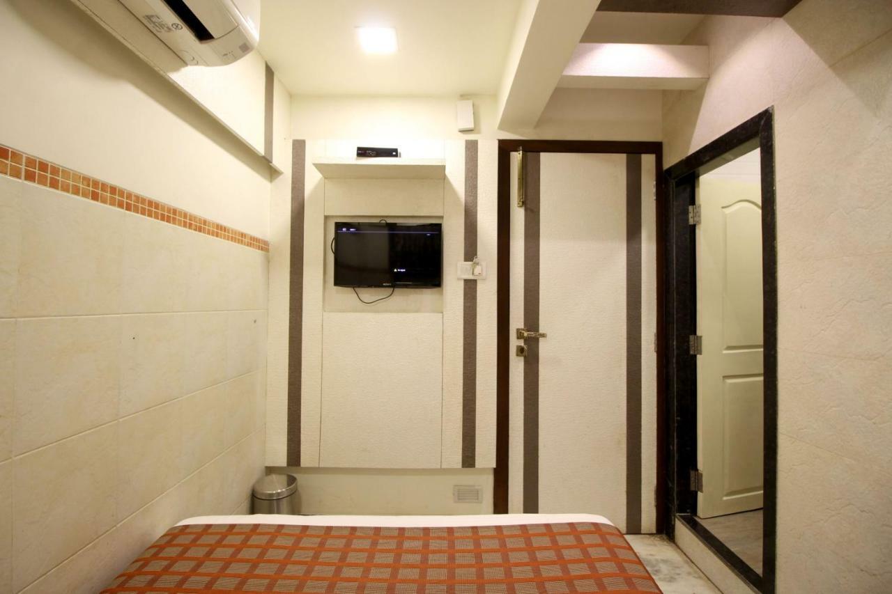 Hotel Ocean Residencia Bombay Exterior foto