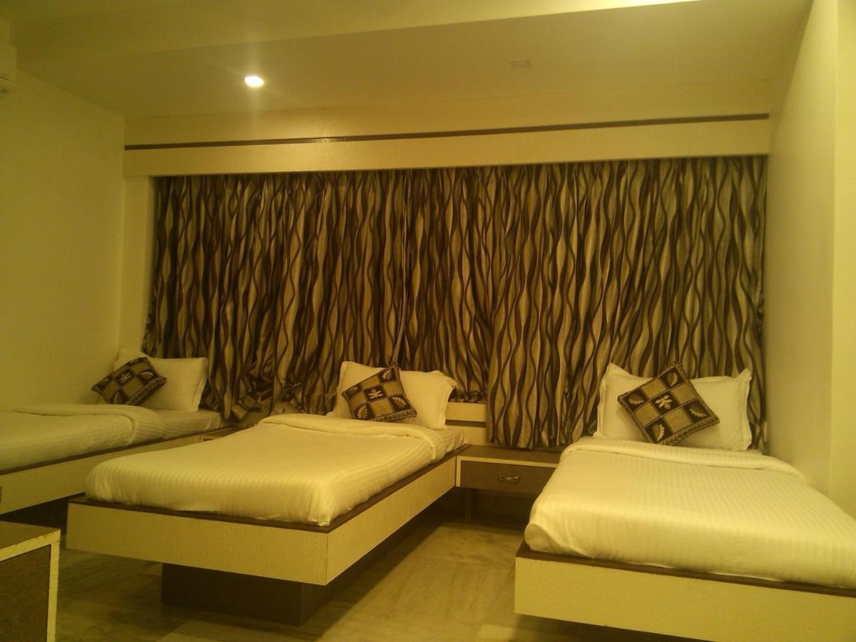 Hotel Ocean Residencia Bombay Habitación foto