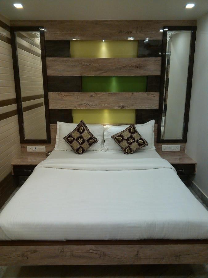Hotel Ocean Residencia Bombay Exterior foto